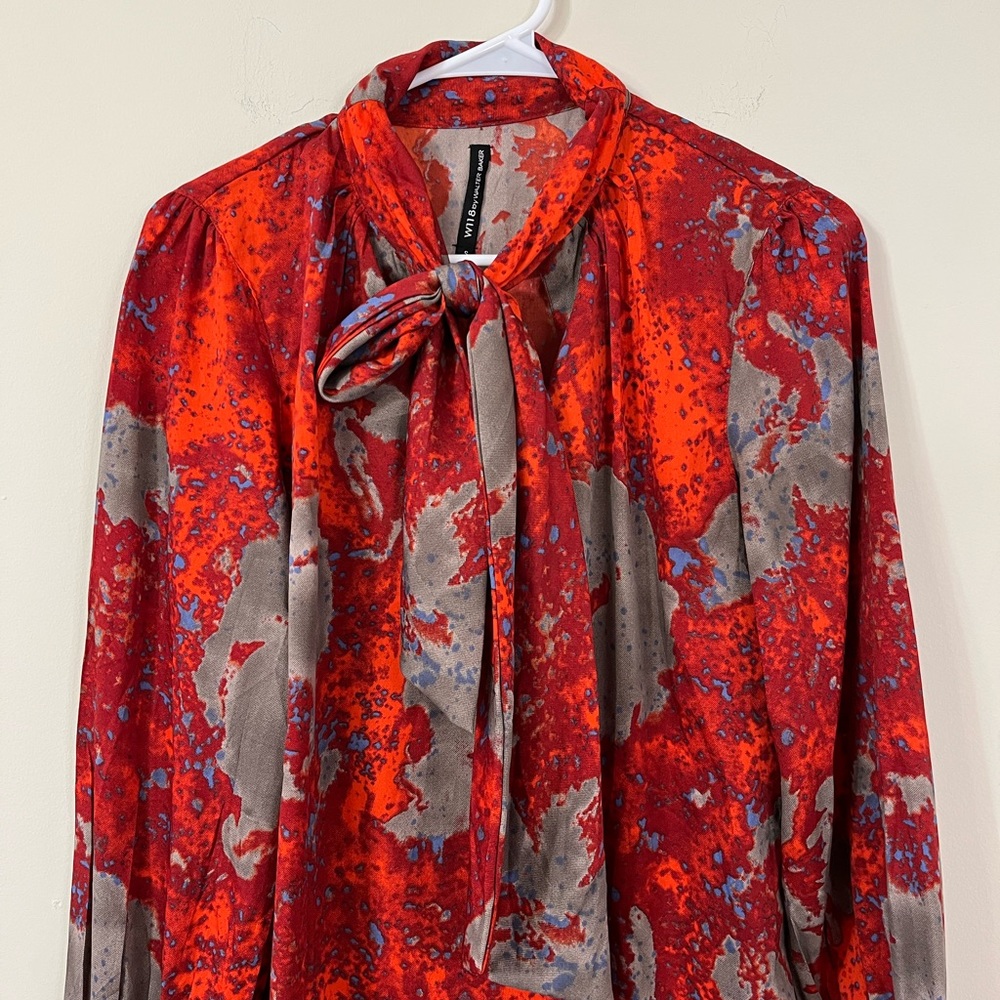 W118 By Walter Baker Red Blue Gray Design Front Tie V-Neck Long Sleeve Blouse S - Picture 2 of 9